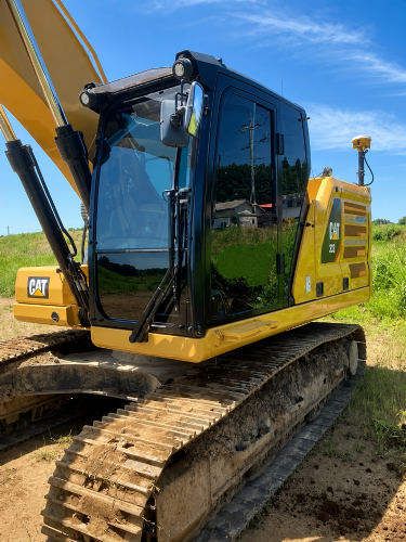 Caterpillar (CAT) 323